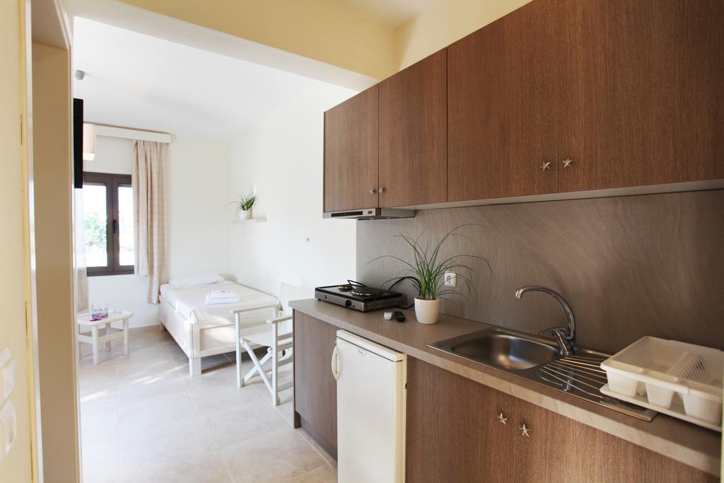 Asterias Apartment Skyros Room photo
