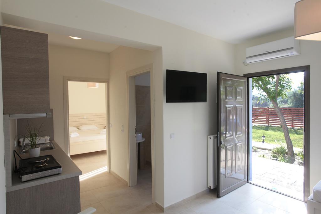 Asterias Apartment Skyros Room photo